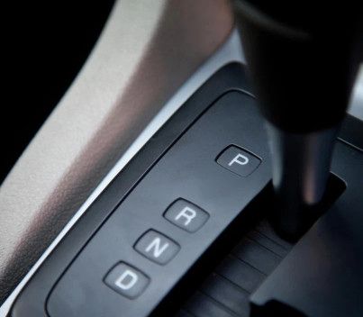 Otomatik araçlarda araçı doğru stop etme